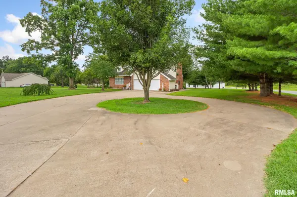 12797 Route 37 Route, Marion, IL 62959