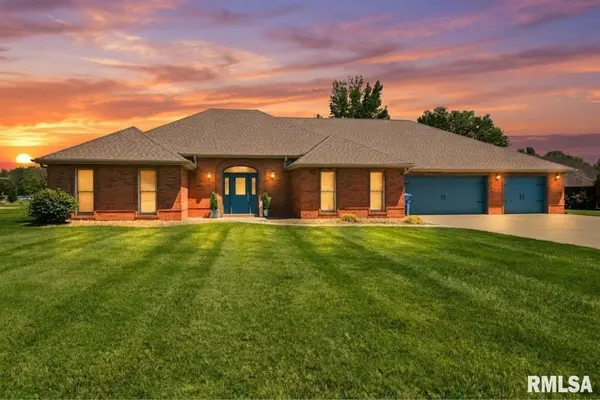 1603 S Eugene LN, Marion, IL 62959