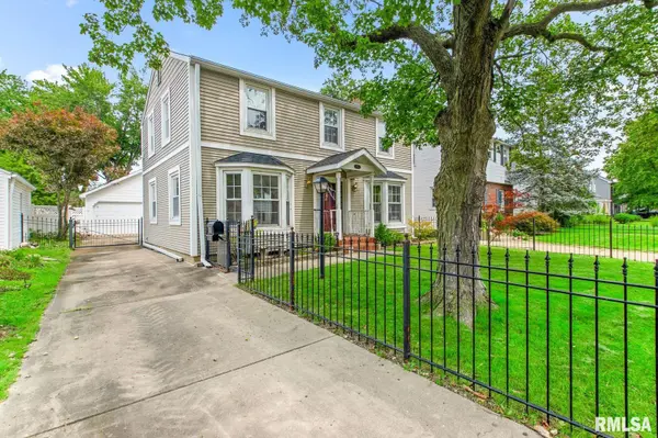 2613 W BARKER AVE, West Peoria, IL 61604