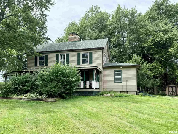 383 State Route 40, Edelstein, IL 61526
