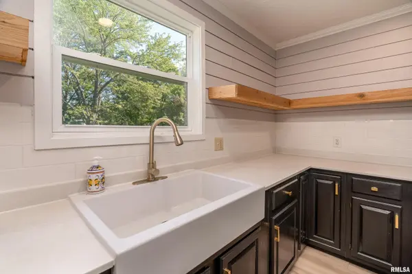 1303 N MAPLE ST, Cambria, IL 62915