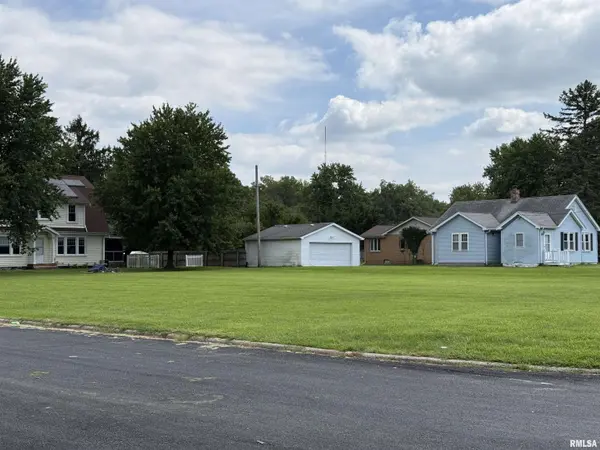 FLOSS MAR CT, East Peoria, IL 61611