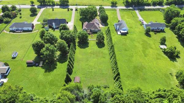 2305 Clara Mathis Rd, Spring Hill, TN 37174