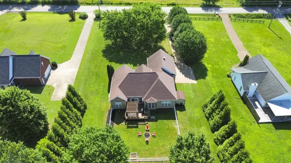 2305 Clara Mathis Rd, Spring Hill, TN 37174
