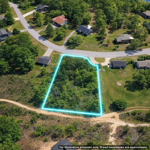 5311 Hunter Village Dr, Ooltewah, TN 37363