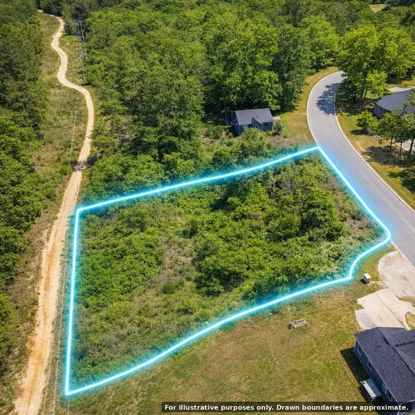 5311 Hunter Village Dr, Ooltewah, TN 37363