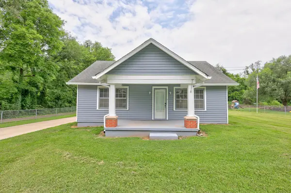 110 Woodcraft Dr, Murfreesboro, TN 37127