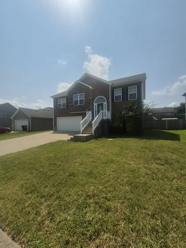 1351 Freedom Dr, Clarksville, TN 37042