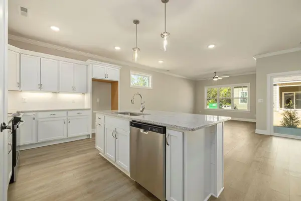 402 Double Play Drive, Chattanooga, TN 37421