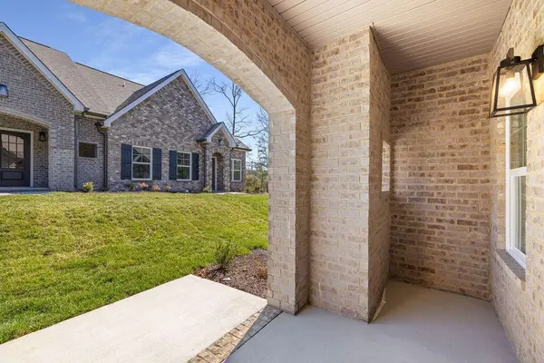 92 Founding Way, Lookout Mountain, GA 30750