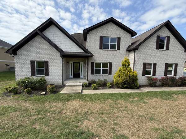 1707 Aster Dr, Columbia, TN 38401