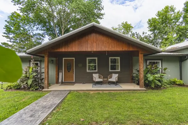 5699 S Main St, Lobelville, TN 37097