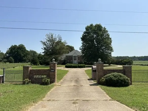 4925 STATE ROUTE Hwy 225, Henderson, TN 38340