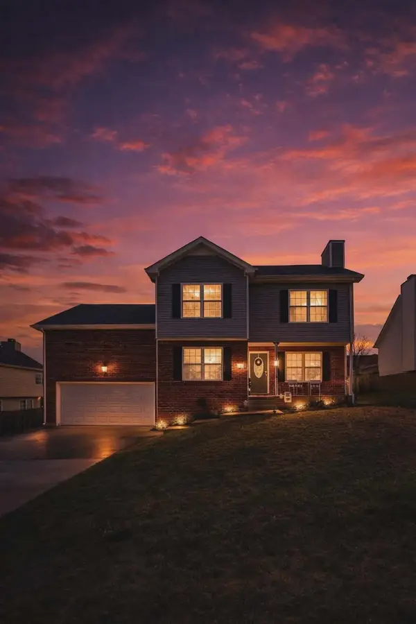 3167 Cross Ridge Dr, Clarksville, TN 37040