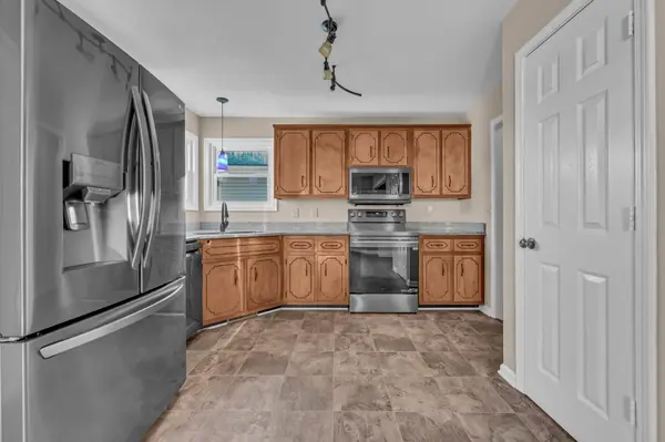2432 Calico Ct, Clarksville, TN 37042