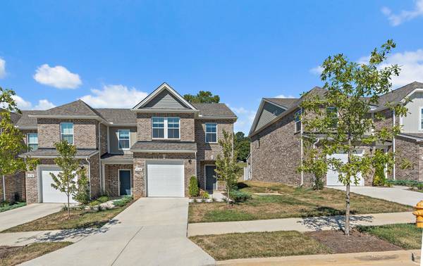 7136 Mapleside Ln, Fairview, TN 37062