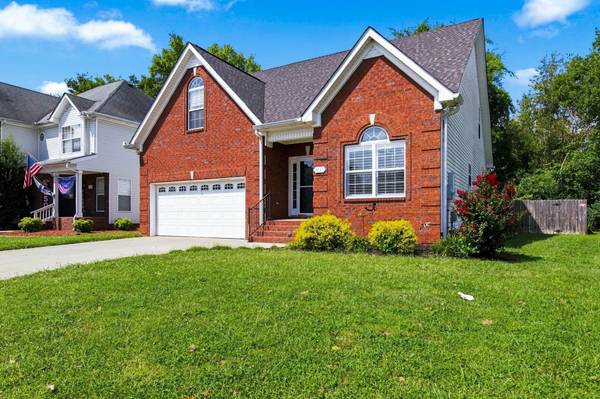 2153 Aberdeen Cir, Murfreesboro, TN 37130