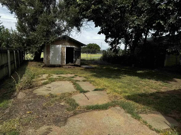 427 N Alleghany St, El Dorado, KS 67042