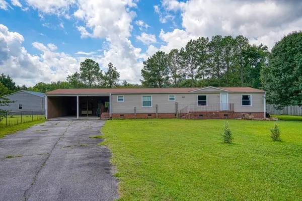 9 W Tyger CT, Greer, SC 29651