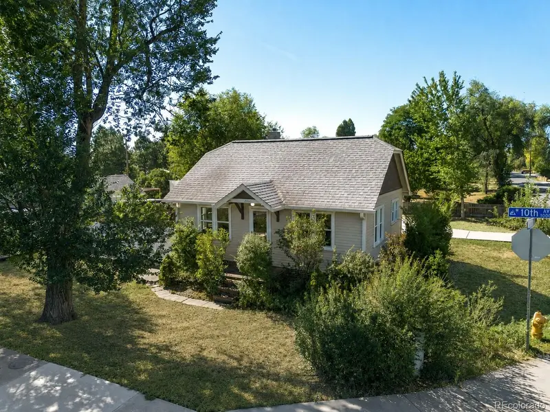 6280 W 10th AVE, Lakewood, CO 80214