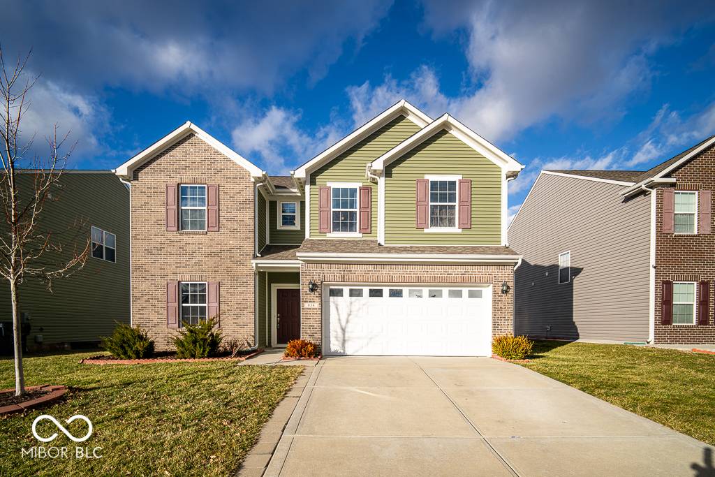 834 Blue Ash TRL, Greenwood, IN 46143