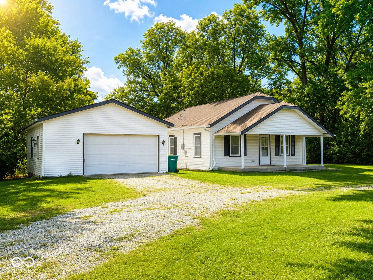 1132 N Michigan RD, Shelbyville, IN 46176