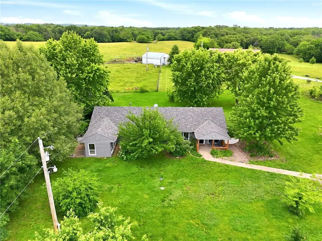 1641 NW 100 RD, Kingsville, MO 64040