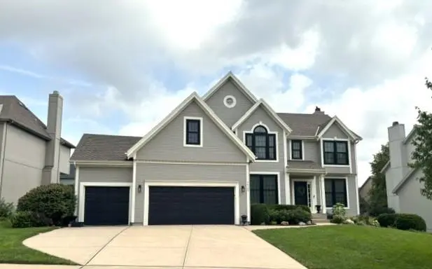 14105 Bradshaw ST, Overland Park, KS 66221