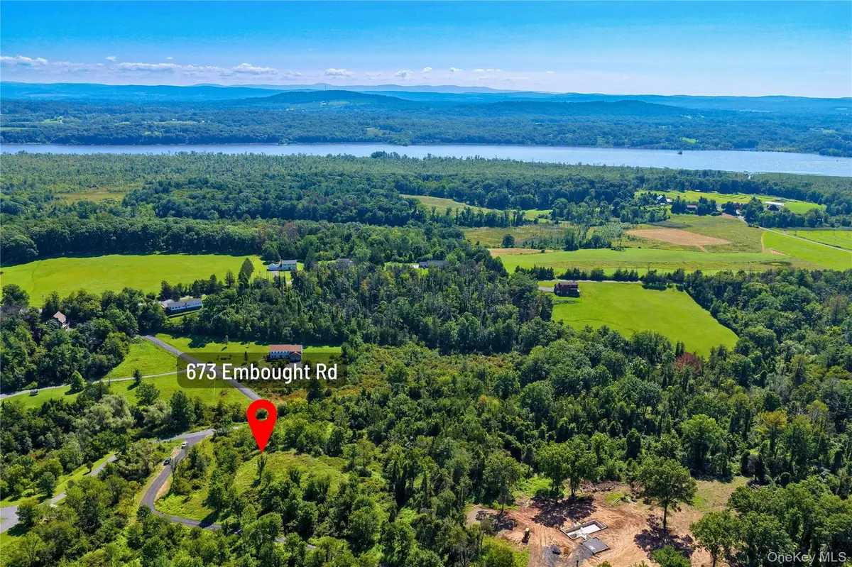 673 Embought RD, Catskill, NY 12414