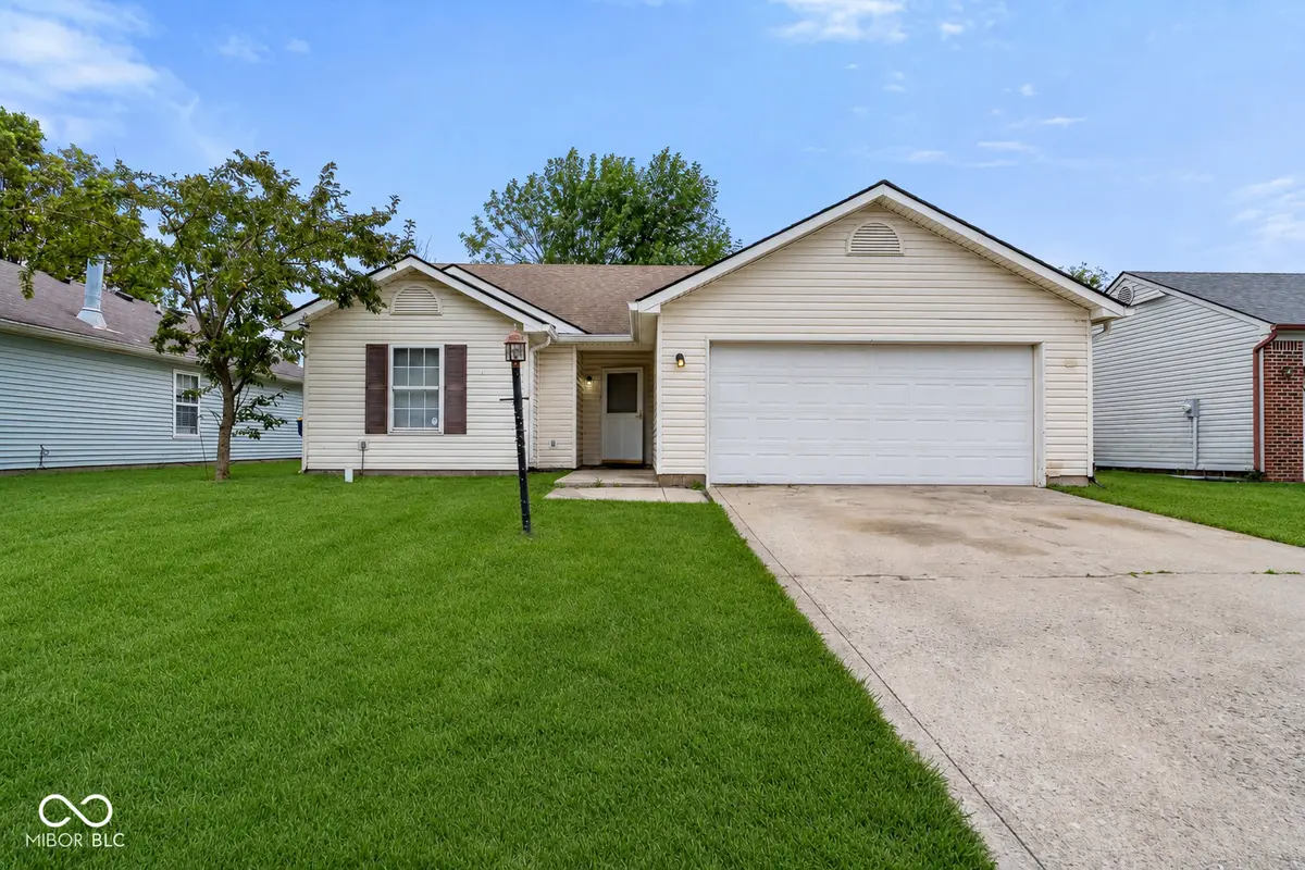 7037 Dewester DR, Indianapolis, IN 46236