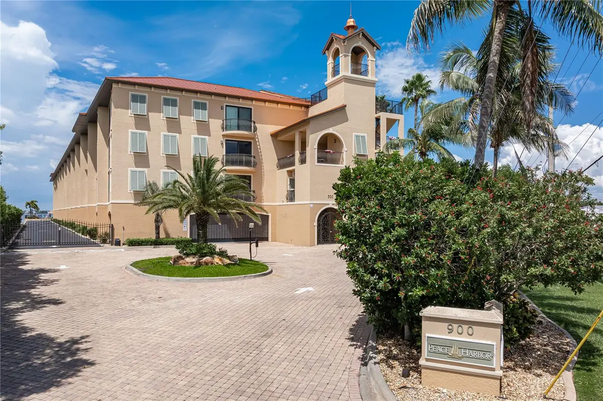 900 E MARION AVE #1203, Punta Gorda, FL 33950