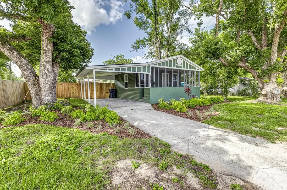 2711 CRUTCHFIELD RD, Lakeland, FL 33805