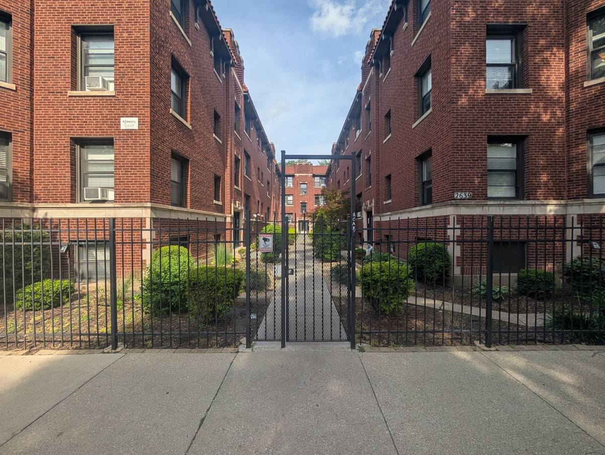 2641 N Spaulding AVE #3W, Chicago, IL 60647