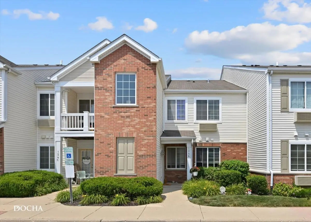 124 Bertram DR #K, Yorkville, IL 60560