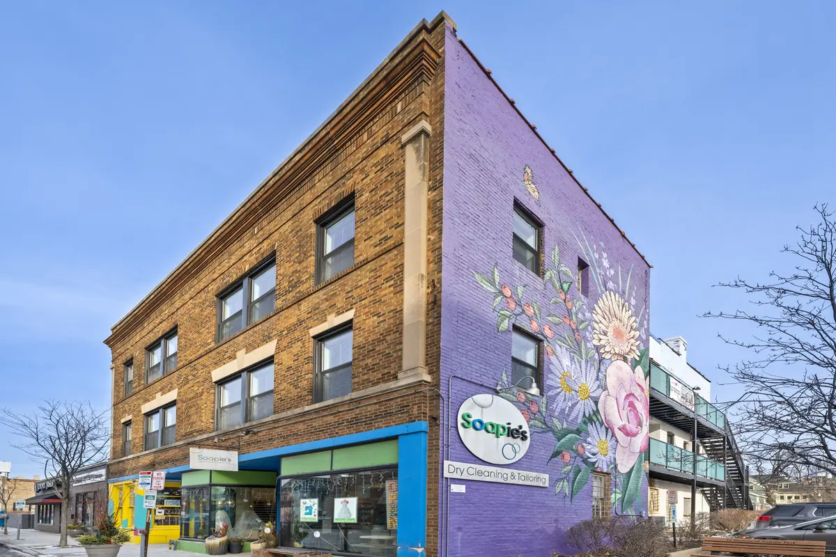 1233 Chicago AVE #8, Evanston, IL 60202