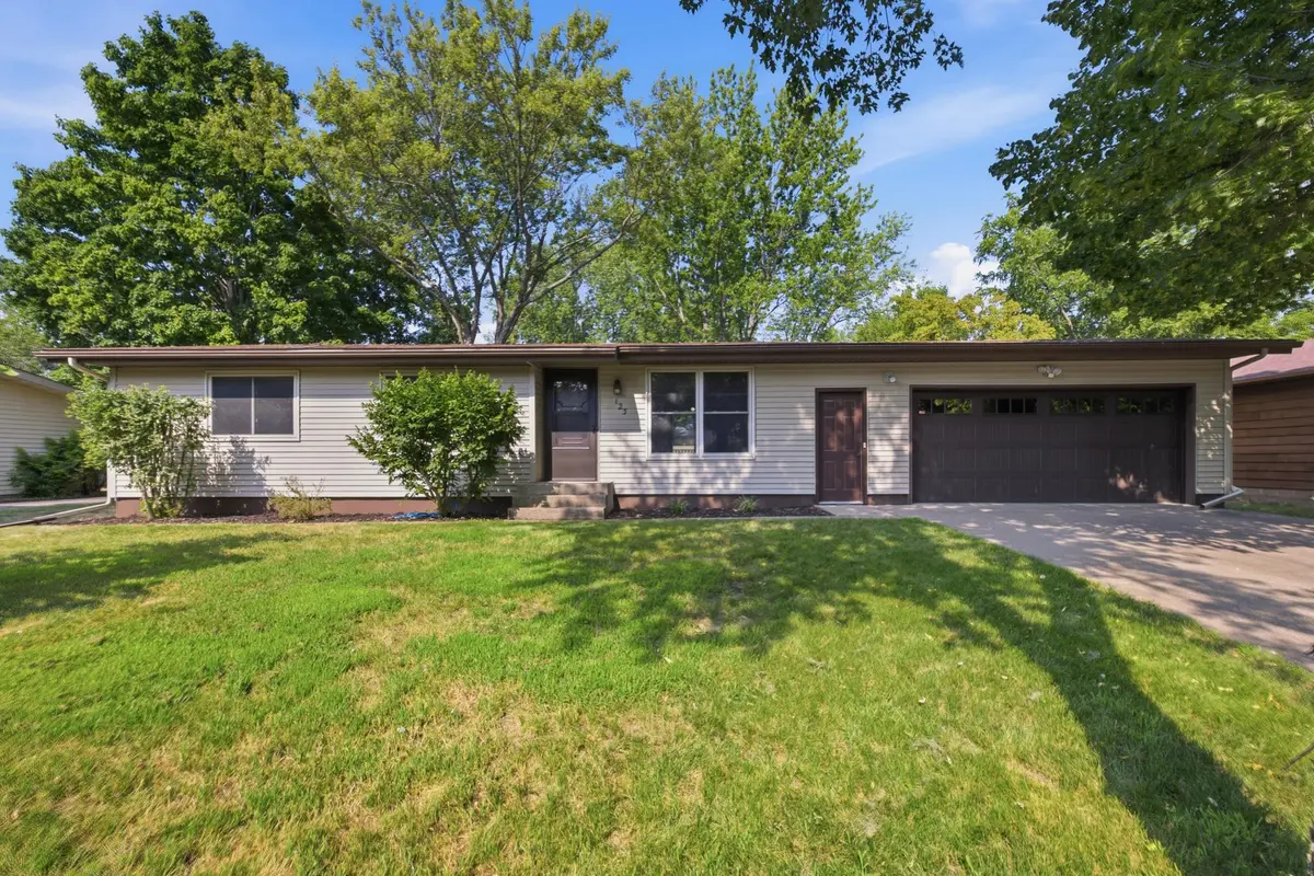 123 8th AVE SE, Saint Joseph, MN 56374