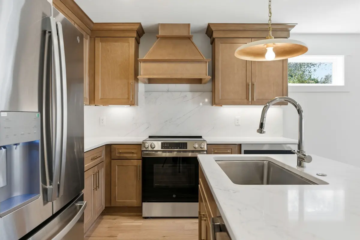 1020 W Kirkland Ave ##D, Nashville, TN 37216
