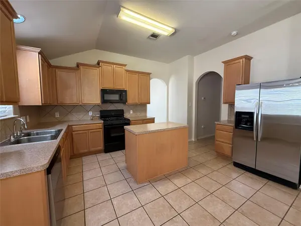 1413 Rainbow Parke DR, Round Rock, TX 78665