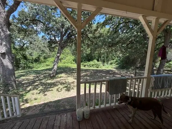 1226 County Road 316, Lexington, TX 78947
