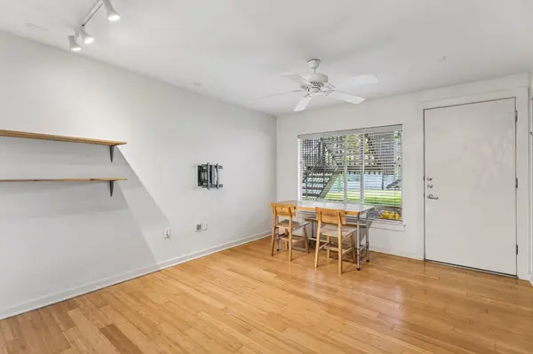 2200 Dickson DR #128, Austin, TX 78704
