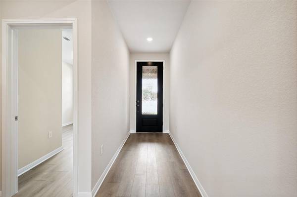 127 Arlington Park LOOP, Hutto, TX 78634