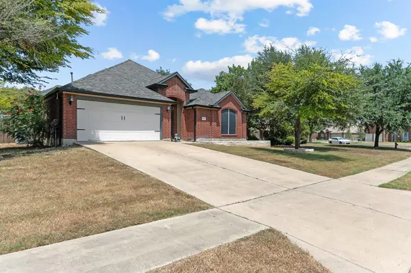 352 Sweet Gum, Kyle, TX 78640