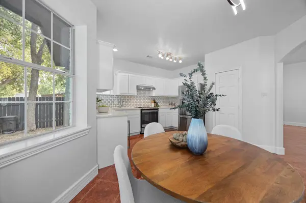 10901 Parkfield DR, Austin, TX 78758