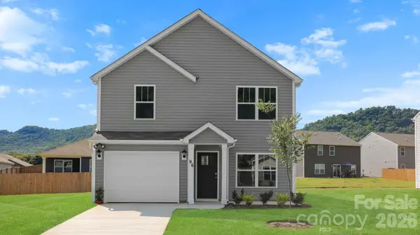 96 Creekwalk LN, Waynesville, NC 28785