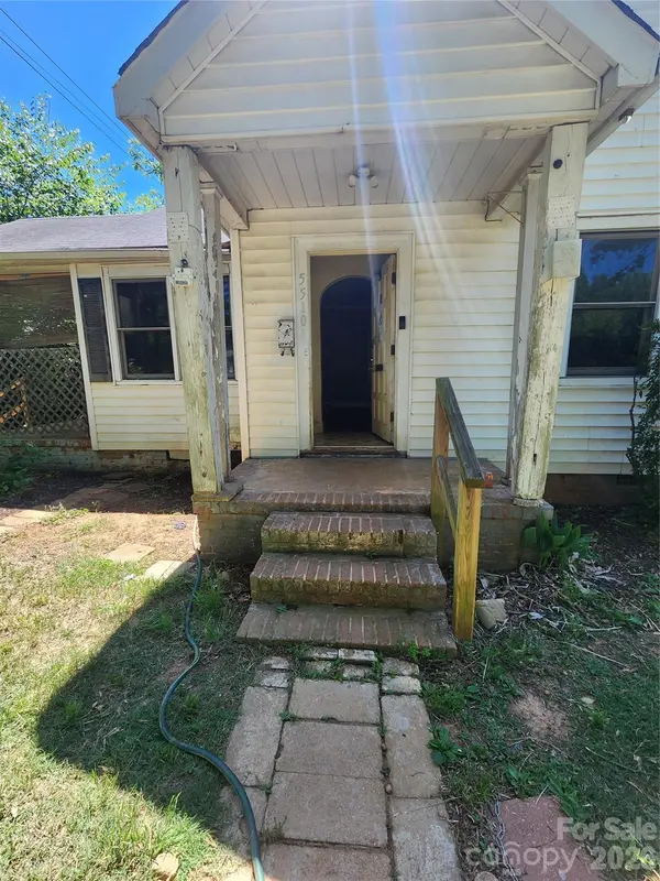 5510 Allen RD E, Charlotte, NC 28269