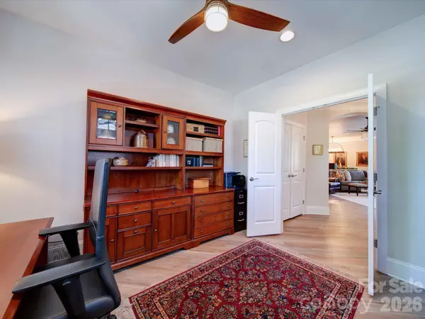 5218 Courtyard LN, Belmont, NC 28012
