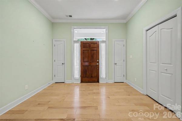 128 Columns CIR, Shelby, NC 28150