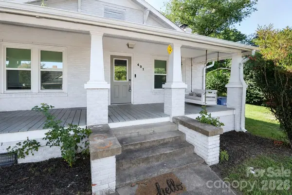 401 N Oakland AVE, Statesville, NC 28677