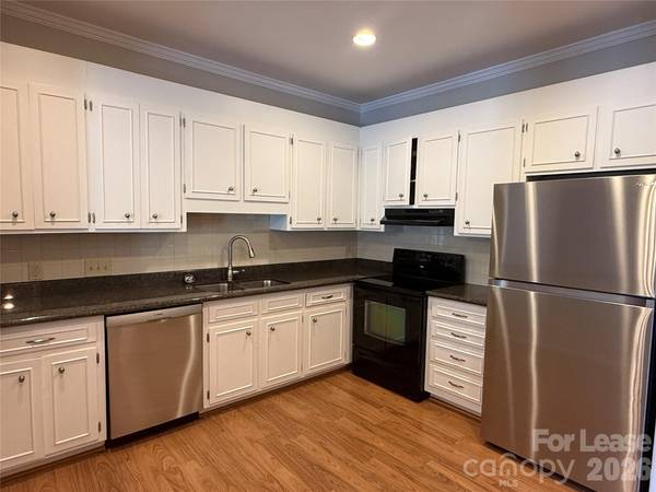 1014 Queens RD #A, Charlotte, NC 28207