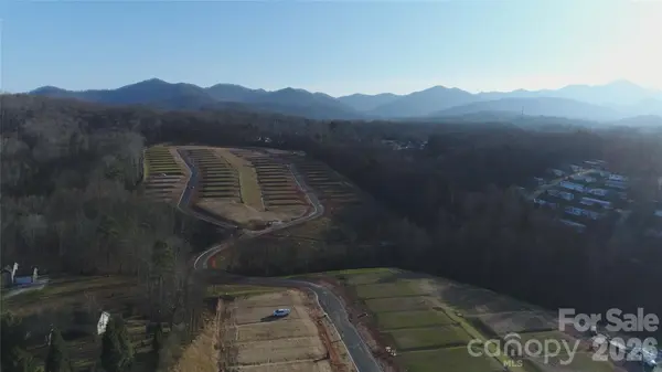 110 Briarwood Bridge RD, Candler, NC 28715